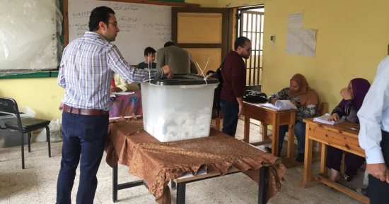 نقل 1300 ناخب من أبناء الشيخ زويد ورفح المقيمين بالعريش للإدلاء بأصواتهم