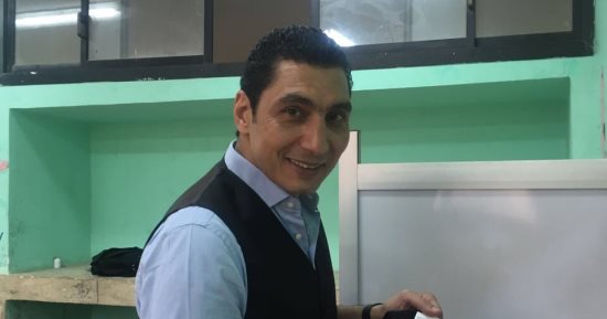 جوهر نبيل عضو مجلس الأهلى يدلى بصوته فى انتخابات الرئاسة