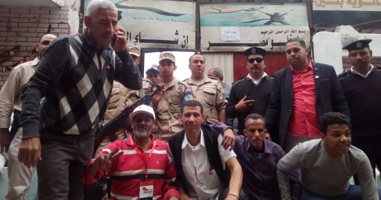 وفد من السفارة الأمريكية يتفقد مقر اللجان الانتخابية الزمالك