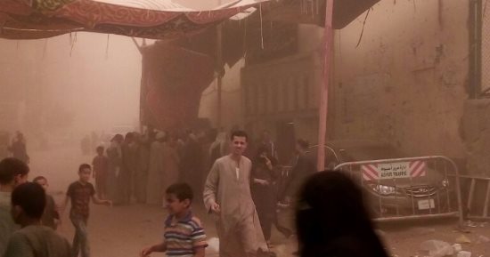 صور.. عواصف ترابية بأسيوط والمنيا والوادى الجديد تعيق التصويت بالانتخابات