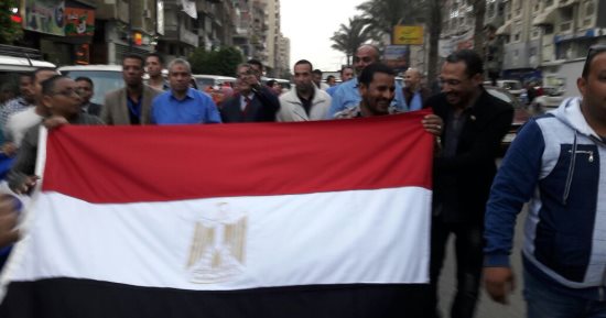 مسيرة بشوارع السويس لحث المواطنين على المشاركة فى الانتخابات