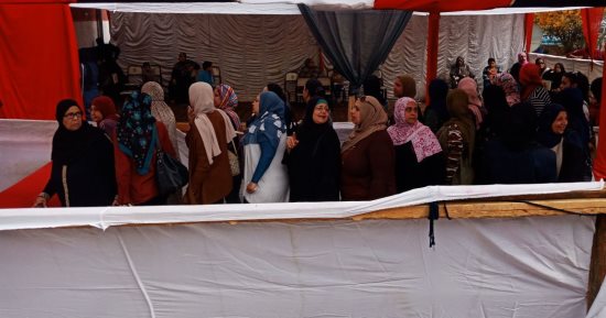حشود نسائية على أغنية تسلم الأيادى بمدينة نصر بثالث أيام الانتخابات