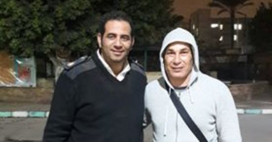 صور.. إبراهيم حسن يدلى بصوته فى الانتخابات الرئاسية بمدينة نصر