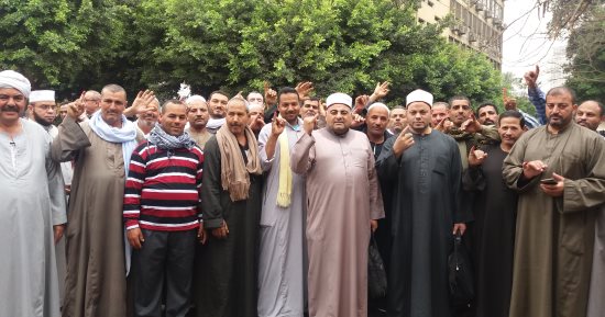 قافلة للأوقاف والكنيسة تتفقد اللجان الانتخابية فى بنى سويف