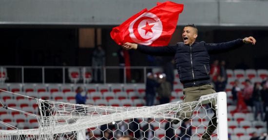 فيديو وصور.. جنون جماهير تونس يخطف الأضواء فى ودية كوستاريكا