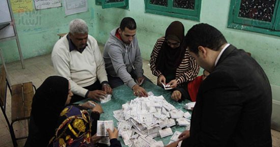 مؤشرات أولية.. ١٧٥١ صوتا للرئيس السيسى و ٦٢ لموسى بلجنة ٧٤ بعين شمس