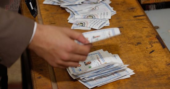 مؤشرات أولية.. السيسي يحصد 5421 وموسى 81 فى لجان الجفادون ببنى سويف