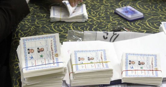 مؤشرات أولية.. لجنة رقم 11 بقصر النيل 2242 للسيسى و 93 لموسى