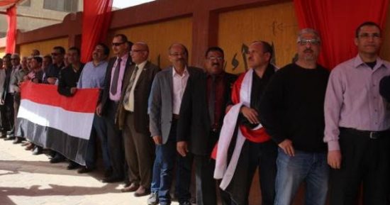 صور.. شباب حزب المؤتمر بالإسكندرية يدعون المواطنين للمشاركة فى الانتخابات
