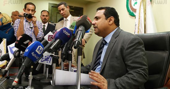 بدء المؤتمر الصحفى للبرلمان العربى حول متابعة الانتخابات الرئاسية - صور
