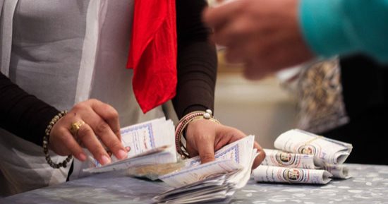 المؤشرات الأولية.. السيسى 879 صوتا وموسى 24 فى لجنة عباس الكيال بدمياط
