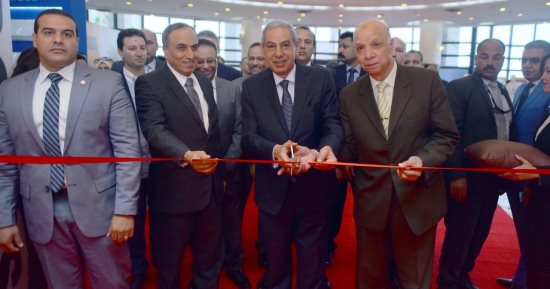 وزير الصناعة: انتهاء المرحلة الأولى لمدينة أثاث دمياط مايو المقبل