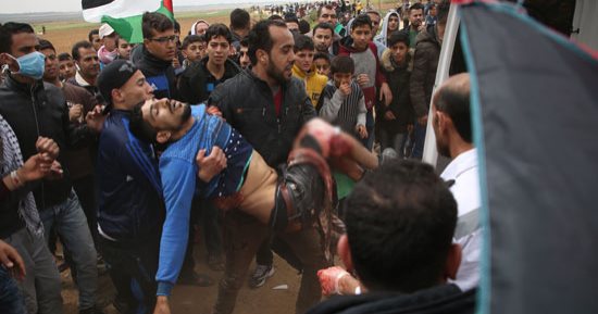 الهلال الأحمر الفلسطينى: إصابة 13 شخصا فى الضفة بسبب الاحتجاجات على خطة ترامب