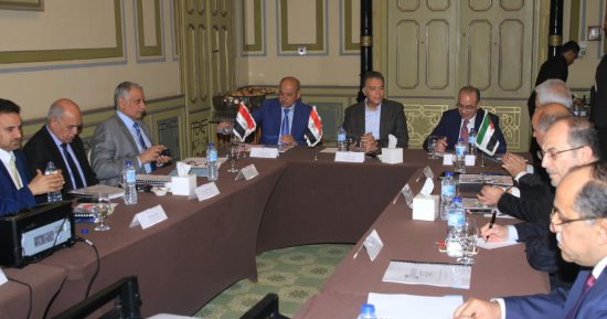 وزير النقل يترأس اجتماع إقرار موازنة شركة الجسر العربى للملاحة 