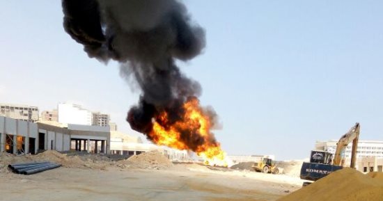 مصرع 3 عمال وإصابة 4 آخرين فى حريق خط غاز بالعين السخنة