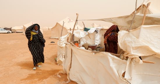 تعرف على.. إصرار مهجرو تاورغاء العالقون فى الصحراء الليبية على العودة 