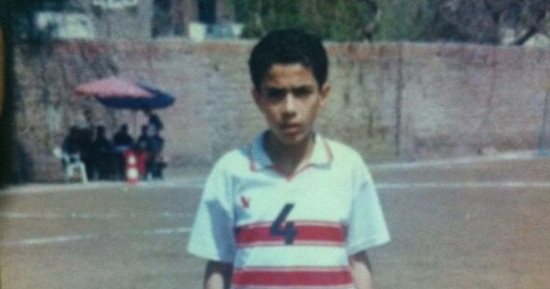 شاهد.. نجم منتخب مصر عمر جابر فى مرحلة الطفولة