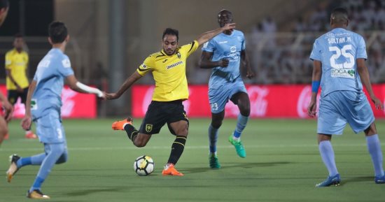 الزمالك يتمسك بعودة كهربا رغم العرض الإنجليزى