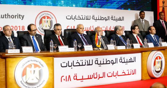 لاشين إبراهيم: المصريون تمسكوا بحقهم الدستورى وخرجوا ليعبروا عن رأيهم (صور)