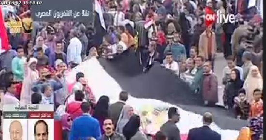 مواطنون يخرجون للشوارع احتفالا بفوز الرئيس السيسى بفترة رئاسية ثانية