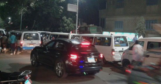 انطلاق مسيرة بالسيارات فى المعادى احتفالا بفوز السيسي