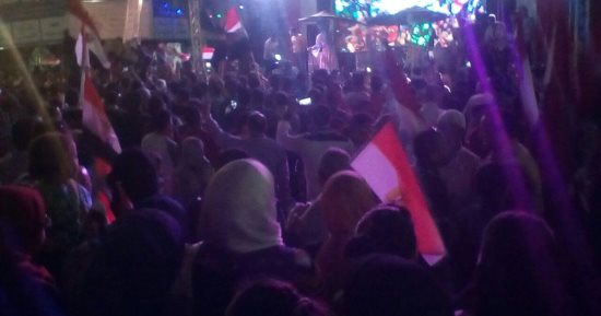 أهالى المنيا ينظمون احتفالا بفوز الرئيس السيسى فى الانتخابات الرئاسية