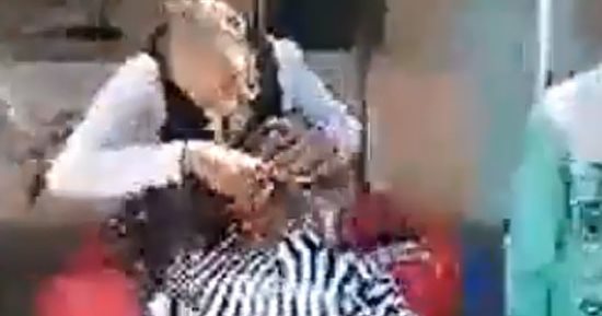 أولياء أمور ينتقدون فيديو لـ"ساحر" يجسد مشهد ذبح بمدرسة فى الدقهلية