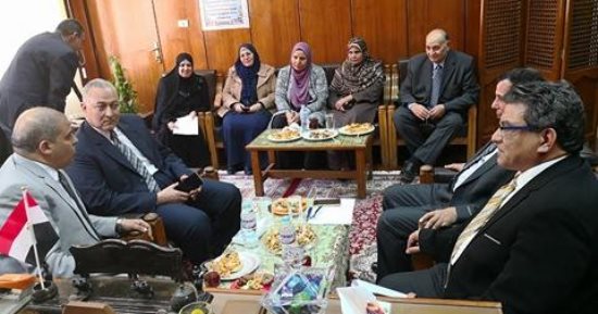 رئيس جامعة الأزهر يستقبل فريق مراجعة الجودة بدراسات بنات الإسكندرية