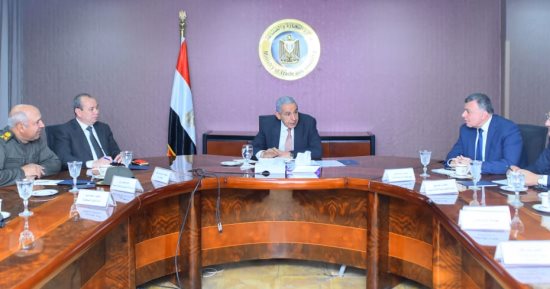 وزير التجارة: الانتهاء من 99% من الأعمال الإنشائية للوحدات فى مدينة الأثاث