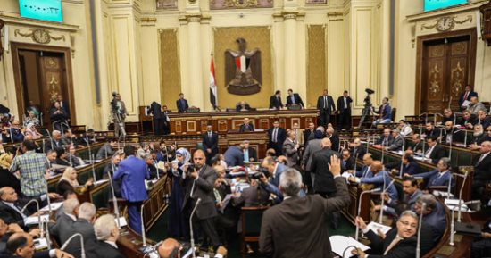 الجلسة العامة للبرلمان برئاسة على عبد العال