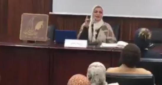 ورشة عمل عن العلاج بالفن للأطفال والمراهقين معرض الإسكندرية الدولى للكتاب