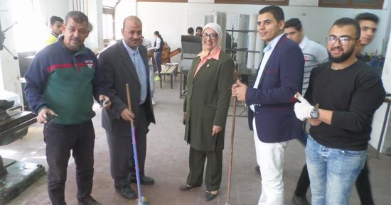 صور.. نظافة وتشجير كلية الزراعة فى فعاليات الأسبوع البيئى السادس بجامعة قناة السويس
