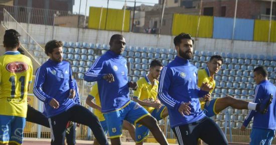 تدريب بدنى شاق لمستبعدى الإسماعيلى من مواجهة الزمالك