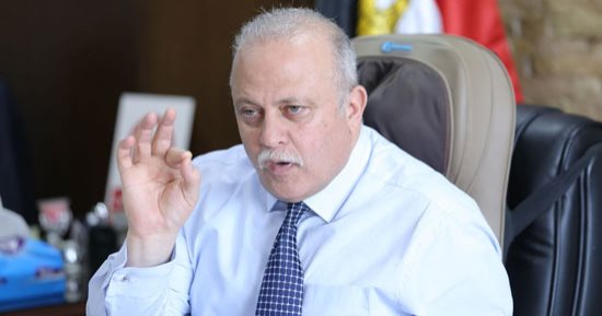 رئيس "القابضة الغذائية" يستبعد رؤساء 10 شركات للنهوض بالإنتاج خلال شهرين