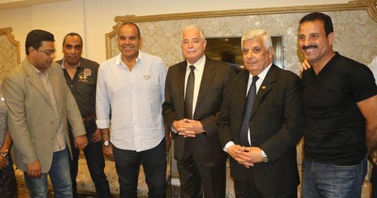 محافظ جنوب سيناء يلتقى مسئولى الاتحاد المصرى للغوص