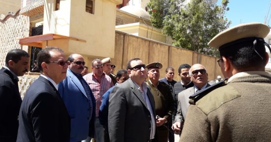 مدير أمن البحيرة يتفقد تأمين الكنائس ويشدد على توسيع دائرة الاشتباه