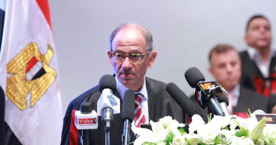 العالم المصرى هانى عازر باكيا: "مش هنسى دور أبويا وأمى اللى زرعوا فى الأمل"