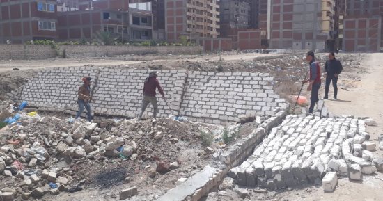 الرقابة الإدارية وأمن الإسكندرية يحاصران المبانى المخالفة بالمحافظة.. صور