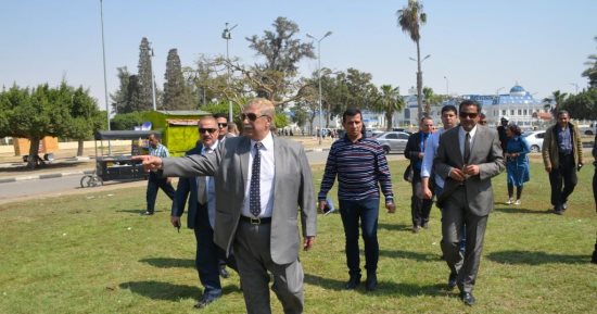 صور.. محافظ الإسماعيلية يتفقد الحدائق العامة والمتنزهات استعدادا لأعياد الربيع