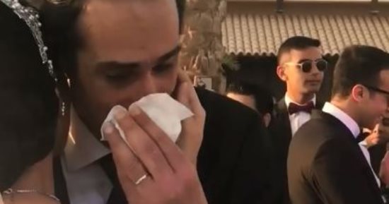 عمرو سعد ينشر فيديو بكاء مجدى الجلاد فى حفل خطوبة ابنته سما بالتجمع الخامس