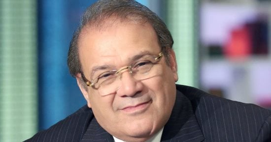 «الدفاع عن الأزهر والكنيسة» تمنح حسن راتب لقب فارس الوحدة الوطنية