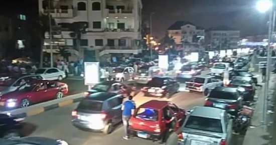 صور.. رأس البر تستقبل مليون زائر فى ليلة شم النسيم وسط استنفار أمنى 