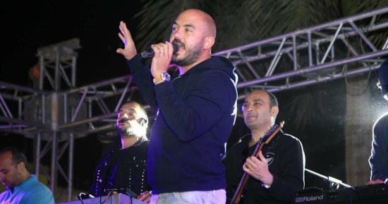 صور.. محمود العسيلى يحيى حفله الثانى بشم النسيم فى مصر الجديدة