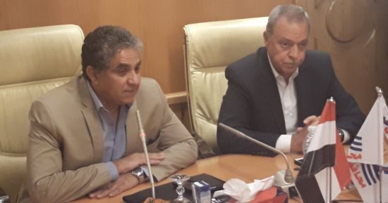 صور.. وزير البيئة: 100 مليون جنيه استثمارات لإدارة منظومة المخلفات بقنا
