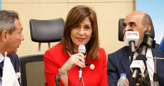 وزيرة الهجرة: إتاحة شهادة أمان للمصريين بالخارج عبر المواقع الإلكترونية للبنوك