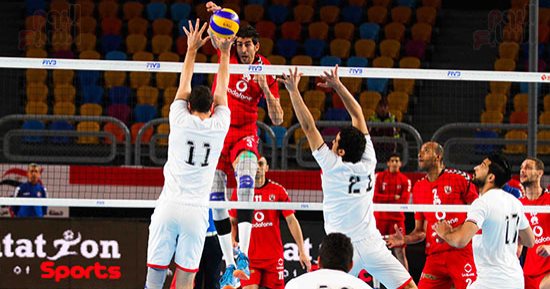 صور.. الأهلى يكتسح الزمالك 3/0 و يتأهل إلى نهائى كأس الطائرة 