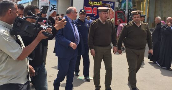 صور.. مدير أمن القليوبية يقود حملة أمنية بمدينة بنها