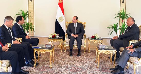 السيسي يؤكد لوزير خارجية قبرص حرص مصر على تعزيز التعاون المشترك