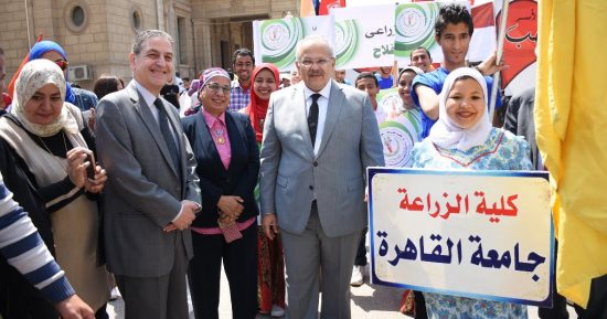 رئيس جامعة القاهرة يفتتح مهرجان الأسر الطلابية بشعار "لنترك أثرا"