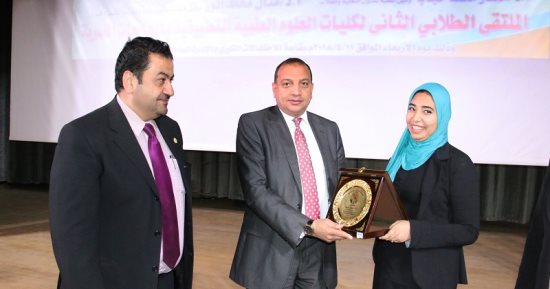 رئيس جامعة بنى سويف لطلاب كلية العلوم الطبية: هدفنا تقديم خدمة طبية متميزة